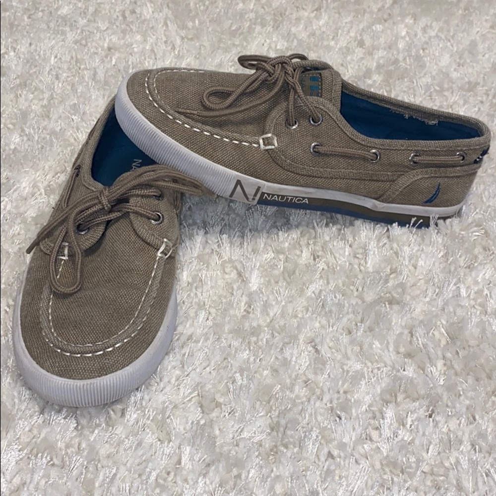 NAUTICA “Spinnaker” Solid Boat Shoe